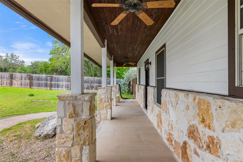 1301 S Quinlan Park Rd - Photo 5