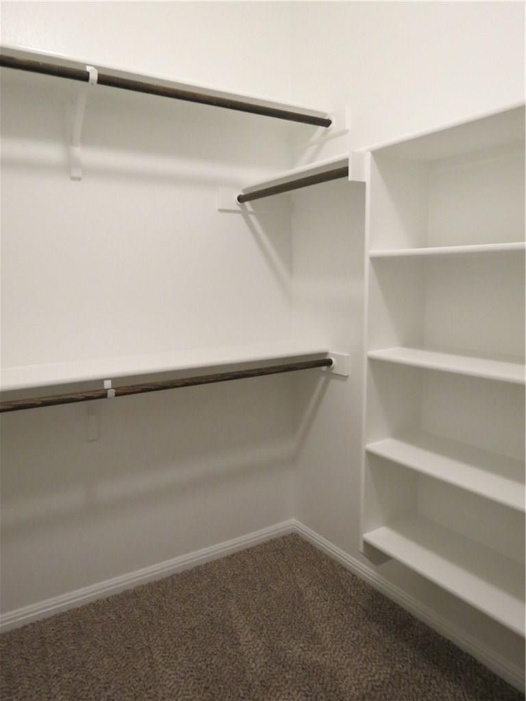 2304 S Lakeline Blvd - Photo 15
