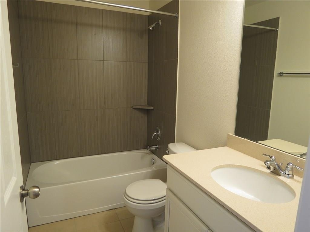 2304 S Lakeline Blvd - Photo 21