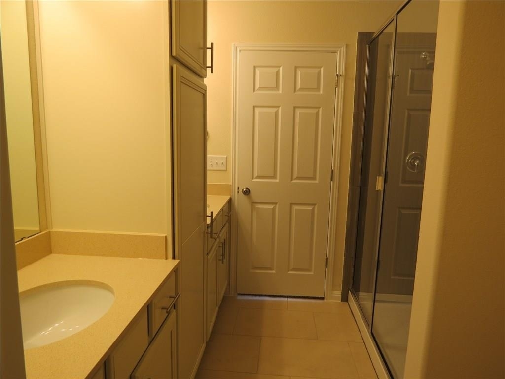 2304 S Lakeline Blvd - Photo 11