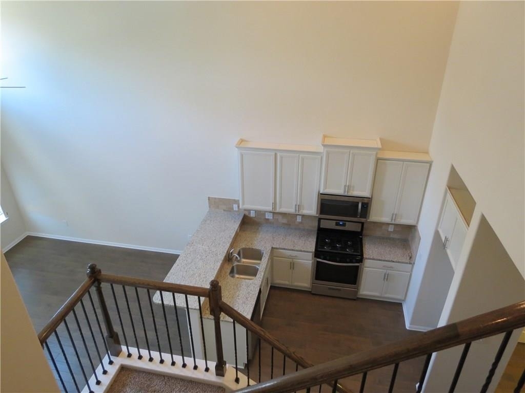 2304 S Lakeline Blvd - Photo 25