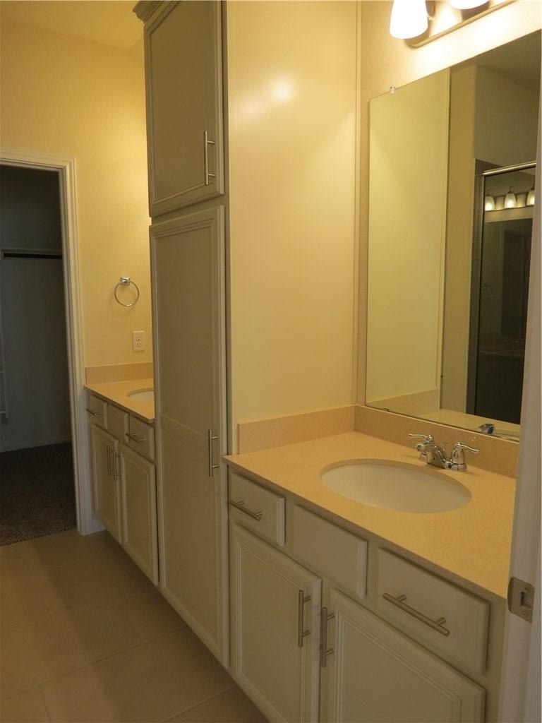 2304 S Lakeline Blvd - Photo 8