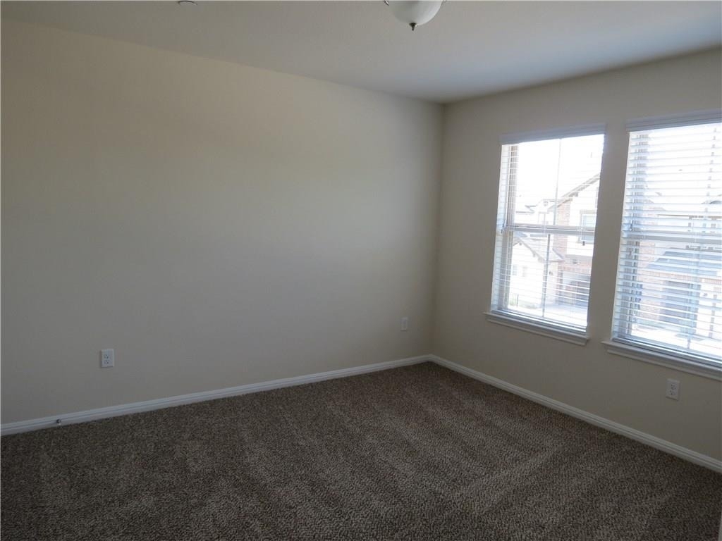2304 S Lakeline Blvd - Photo 23