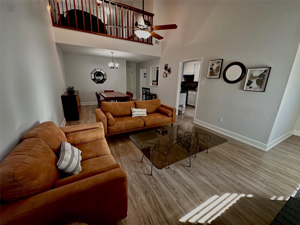 13821 Hollowgreen Drive - Photo 4