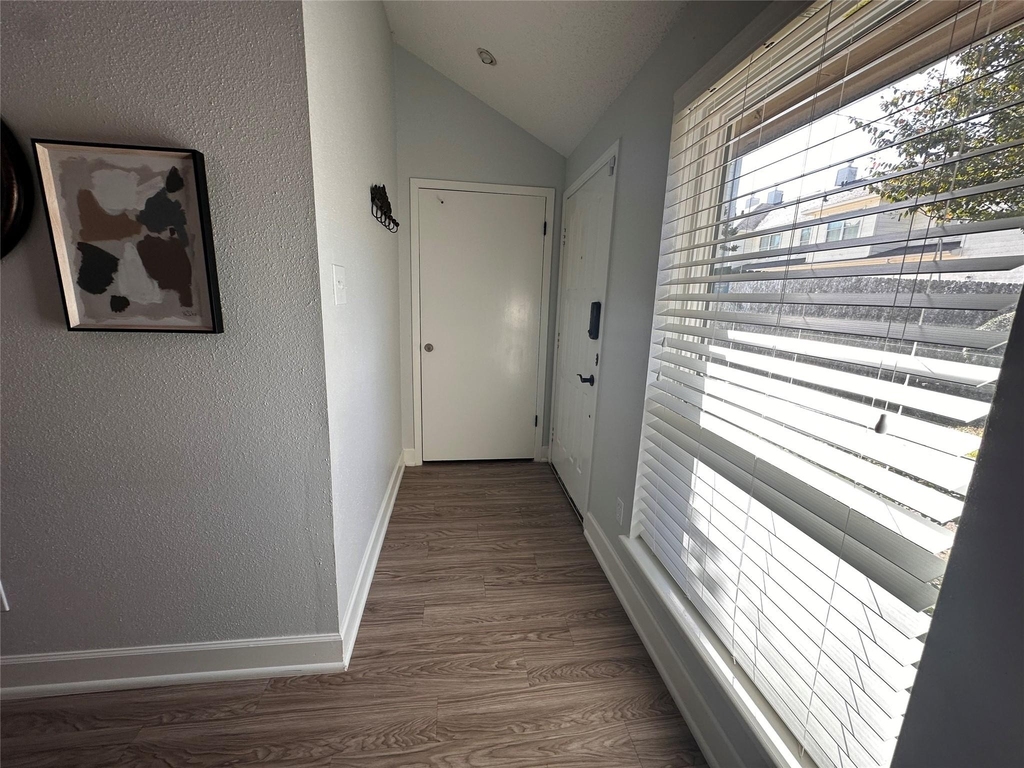 13821 Hollowgreen Drive - Photo 7