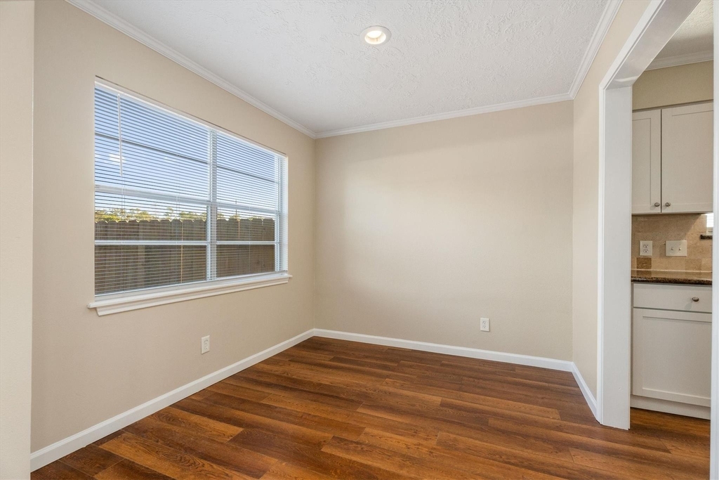 20361 Fieldtree Drive - Photo 11