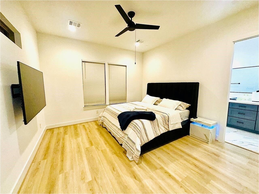 2339 Eagle St - Photo 7