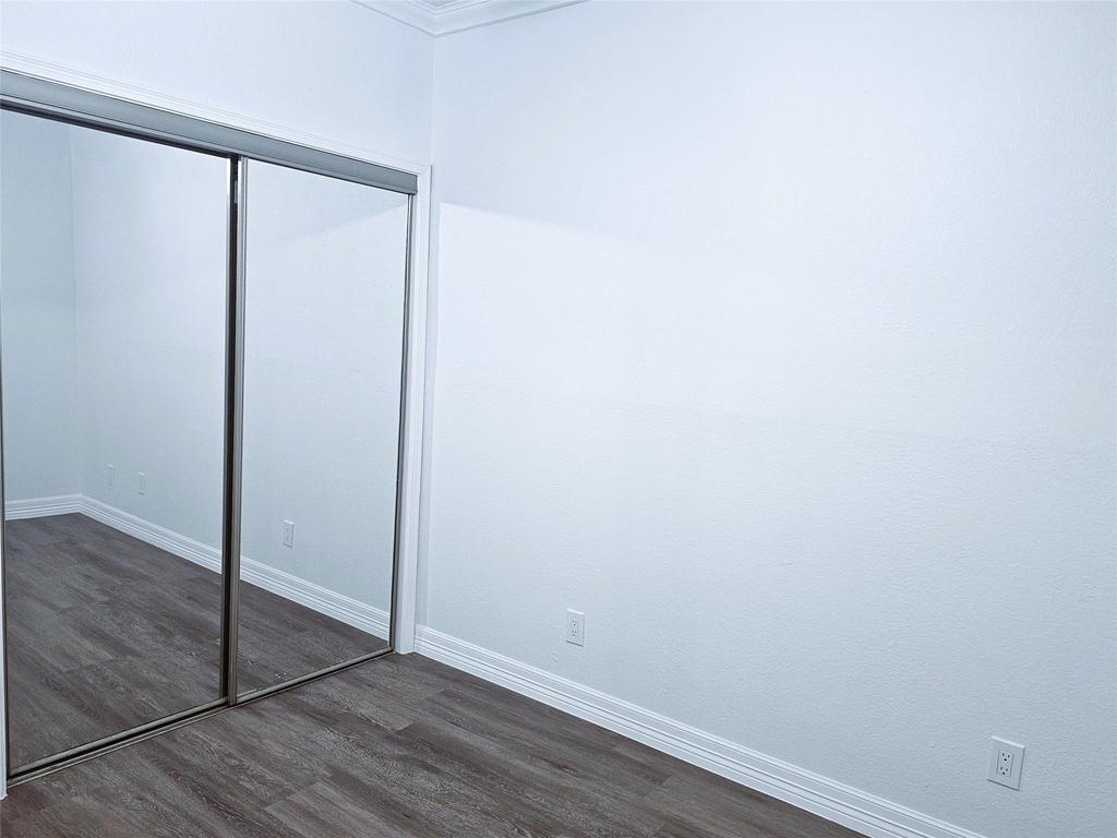 921 Marine Drive - Photo 12