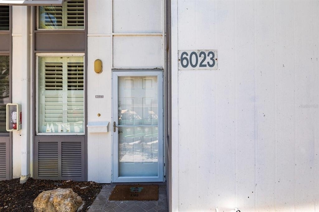 6023 W Peppertree Way - Photo 1
