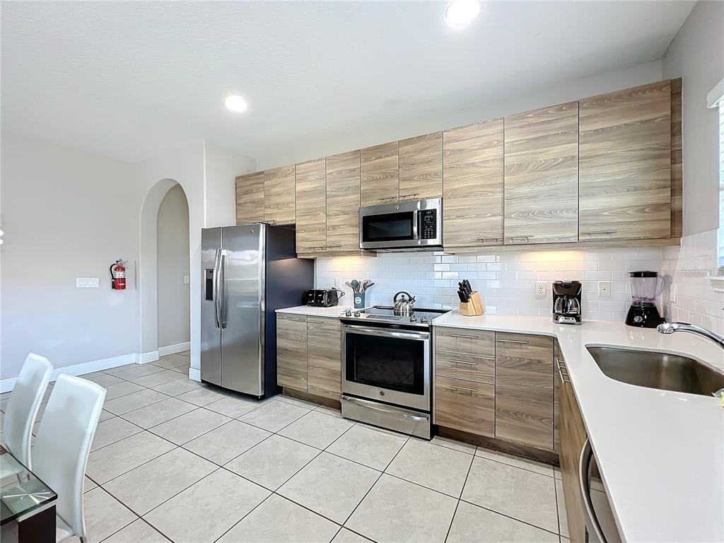 185 Brookes Place - Photo 7