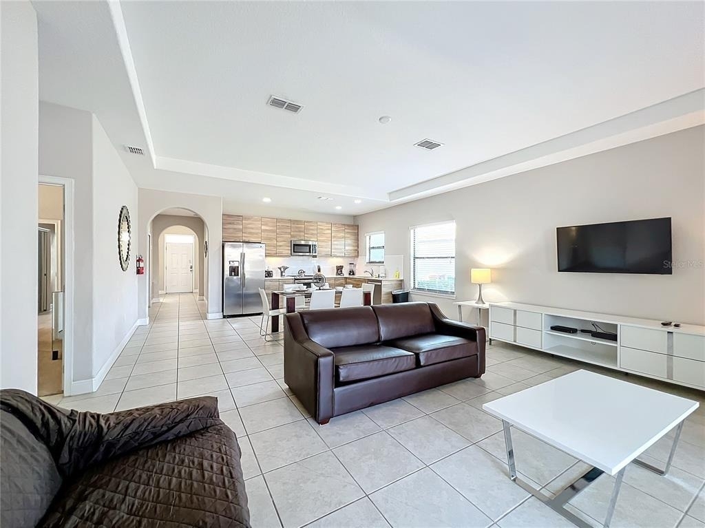 185 Brookes Place - Photo 3