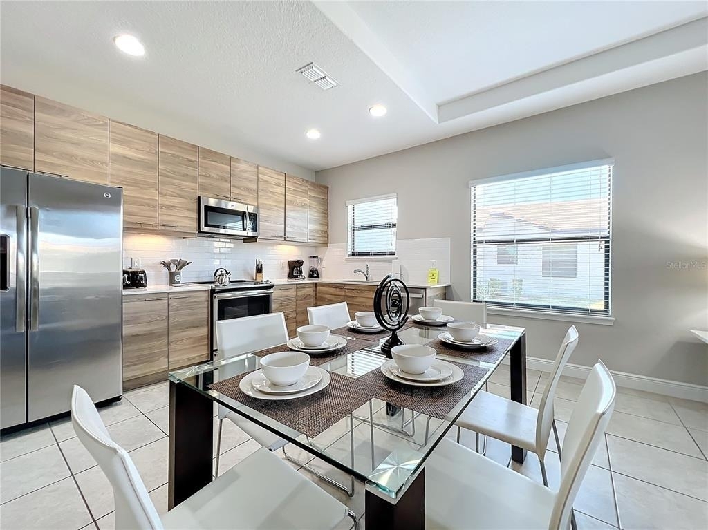 185 Brookes Place - Photo 4