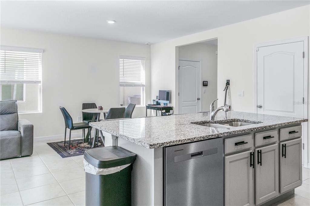 2454 Taloncrest - Photo 2
