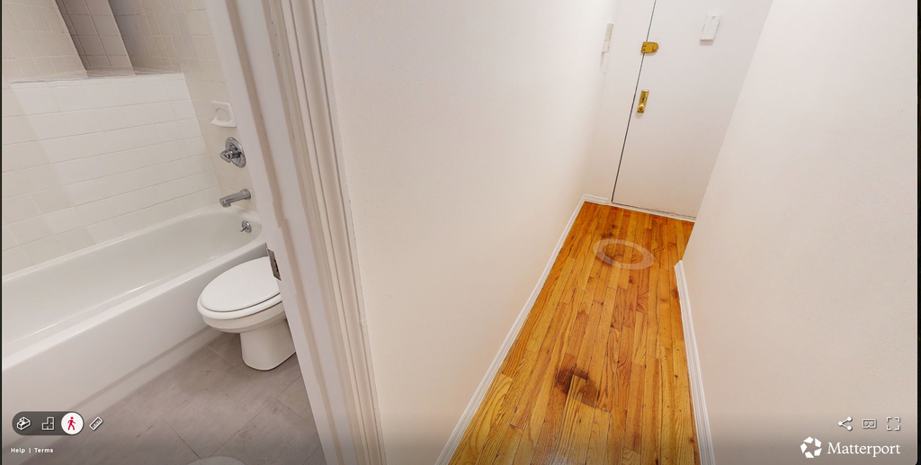 East 89th Street - Photo 5
