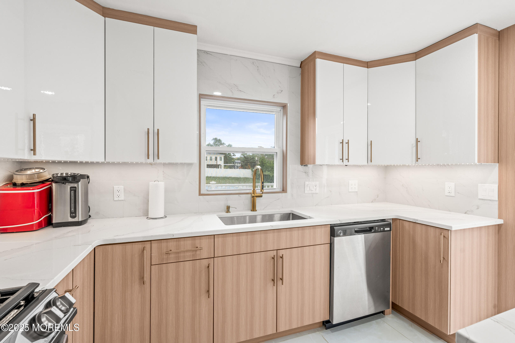 17 Johnston Street - Photo 8