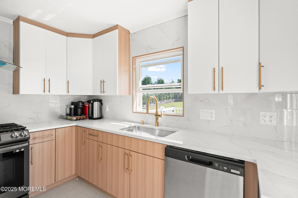17 Johnston Street - Photo 14