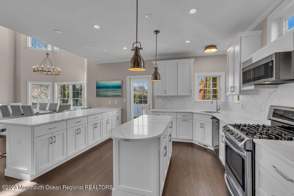 323 E Main Street - Photo 9