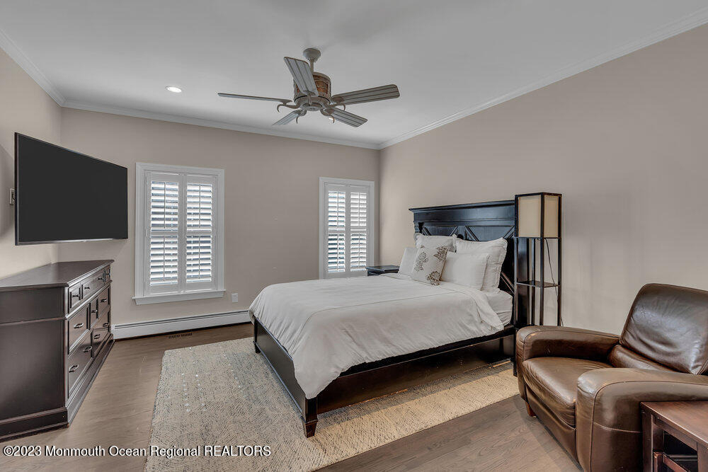 323 E Main Street - Photo 15