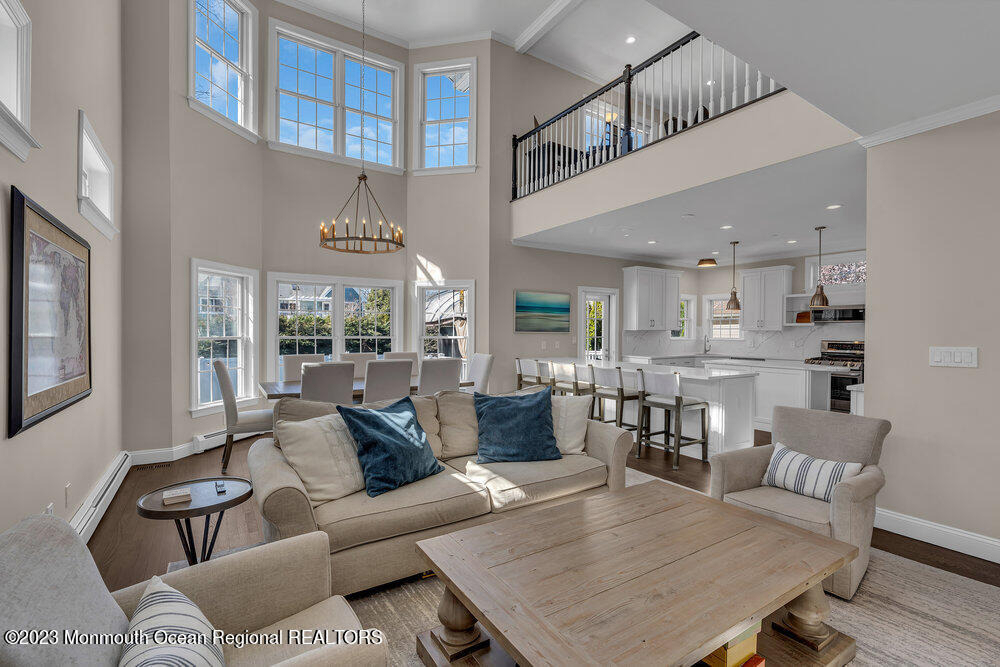 323 E Main Street - Photo 11