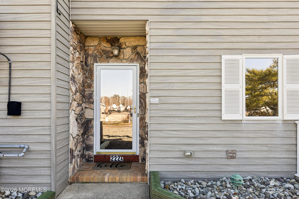 222 Marine Plaza - Photo 3