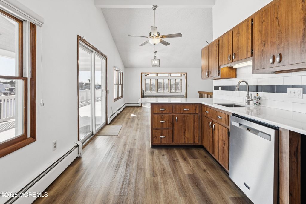 222 Marine Plaza - Photo 10