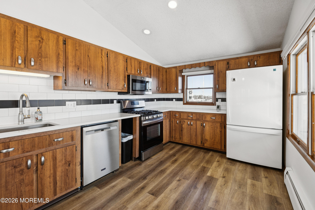 222 Marine Plaza - Photo 9