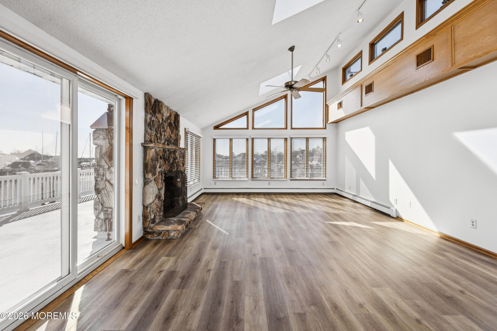 222 Marine Plaza - Photo 5