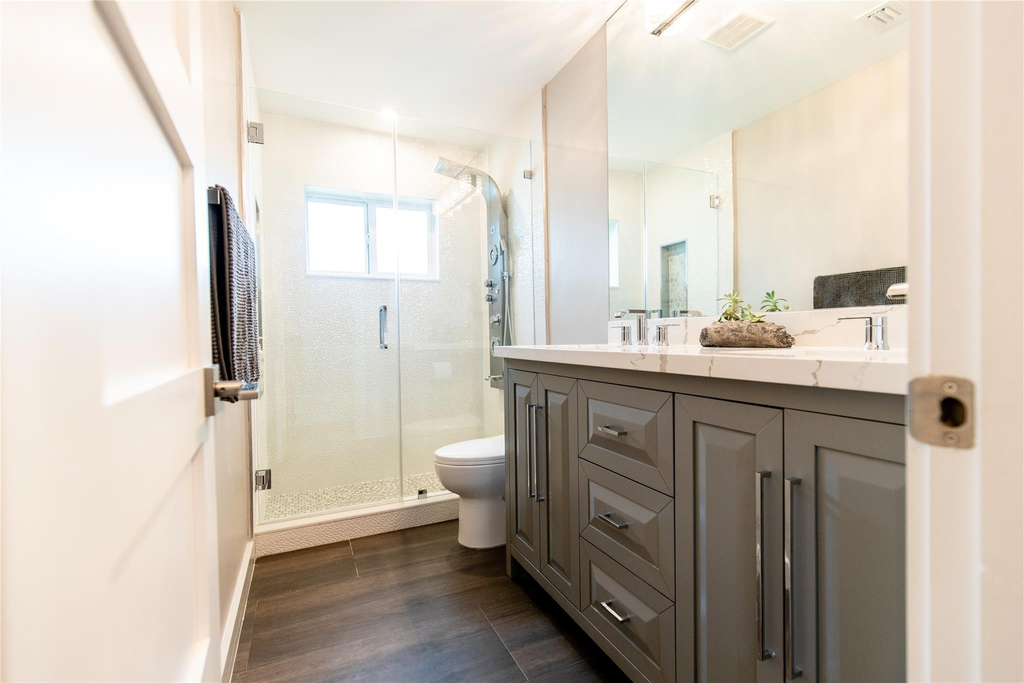 2275 Sw 44th Street - Photo 1