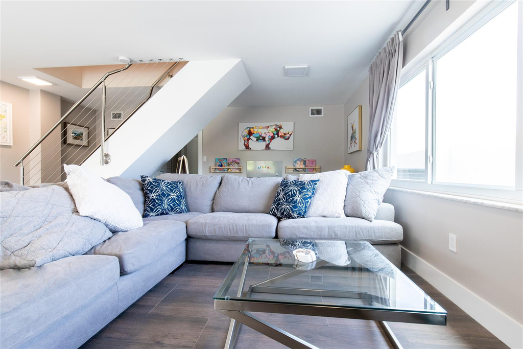 2275 Sw 44th Street - Photo 14