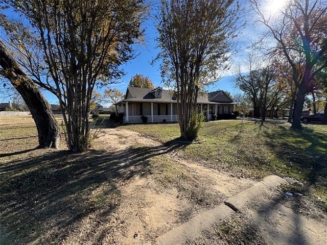 3916 Shepherd - Photo 1