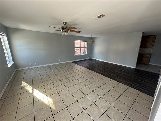 114 S Holly Street - Photo 1
