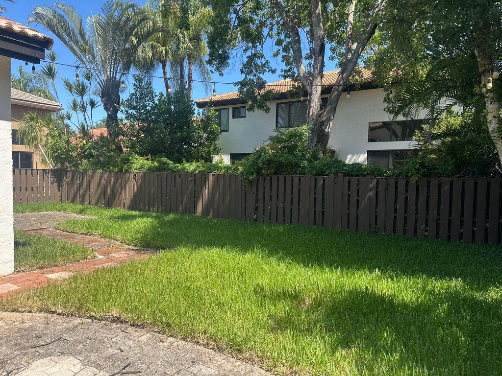 10461 Nw 12th Court - Photo 26