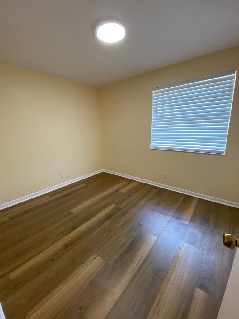 848 Twin Lakes Drive - Photo 4