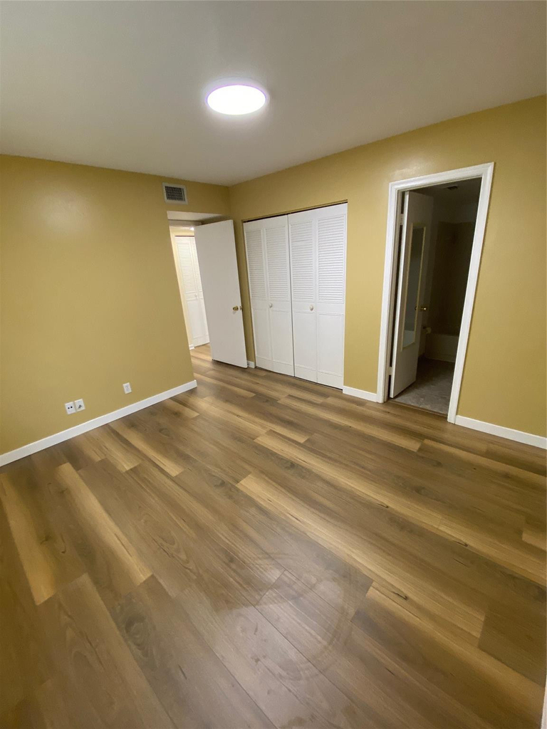 848 Twin Lakes Drive - Photo 8