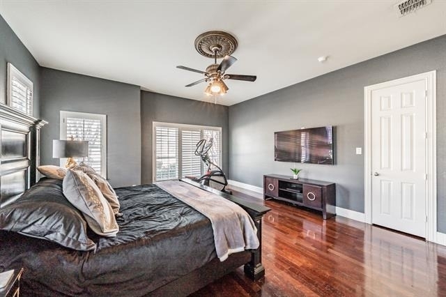 3909 Aquatic Drive - Photo 11