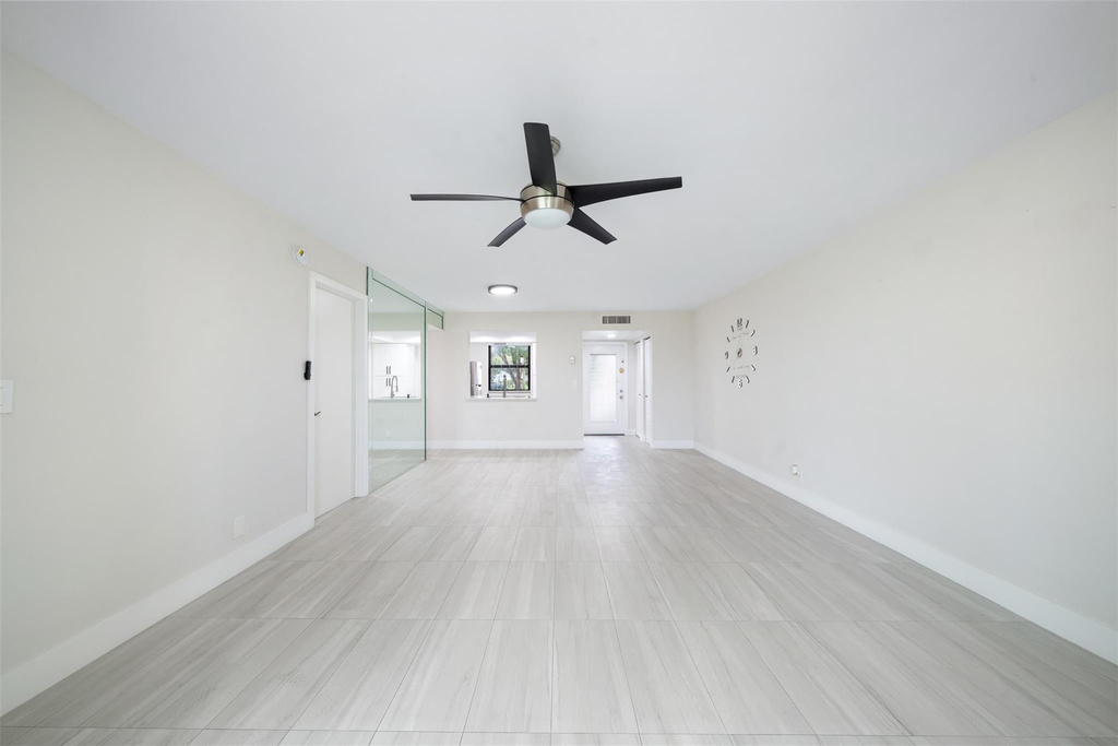 7350 Nw 18th Street - Photo 13
