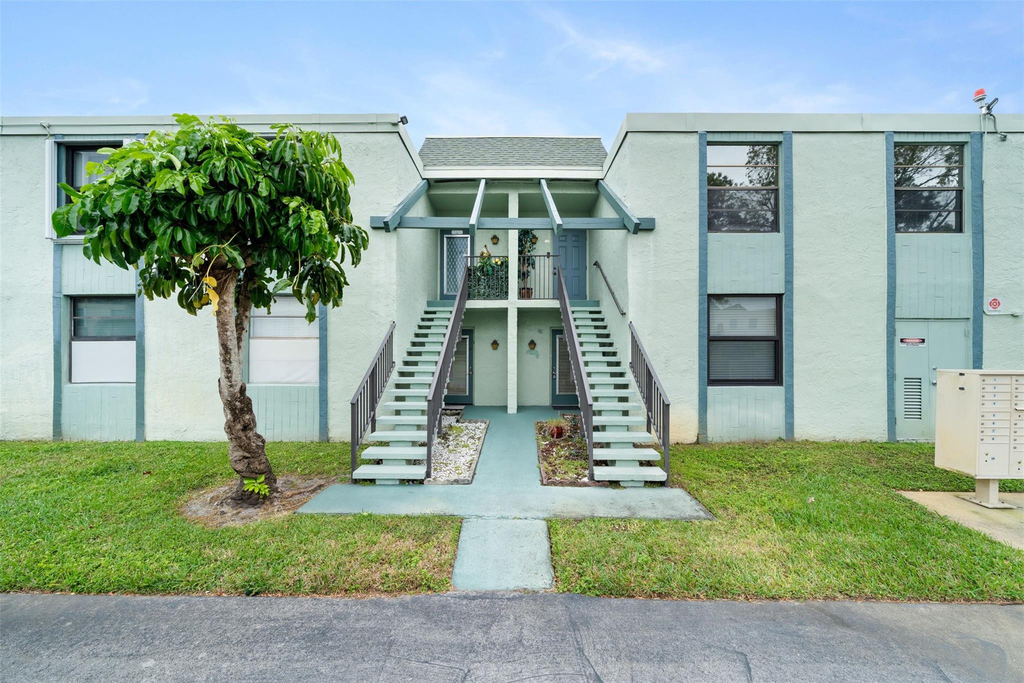 7350 Nw 18th Street - Photo 0