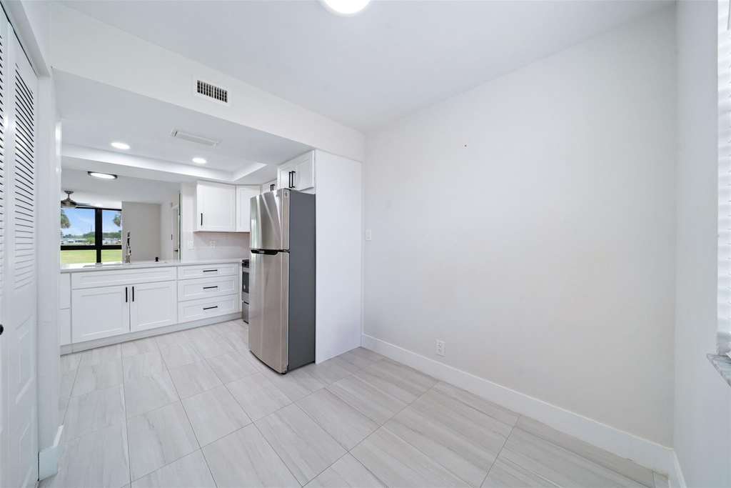 7350 Nw 18th Street - Photo 7