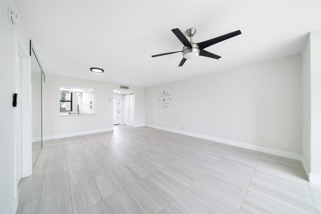 7350 Nw 18th Street - Photo 11