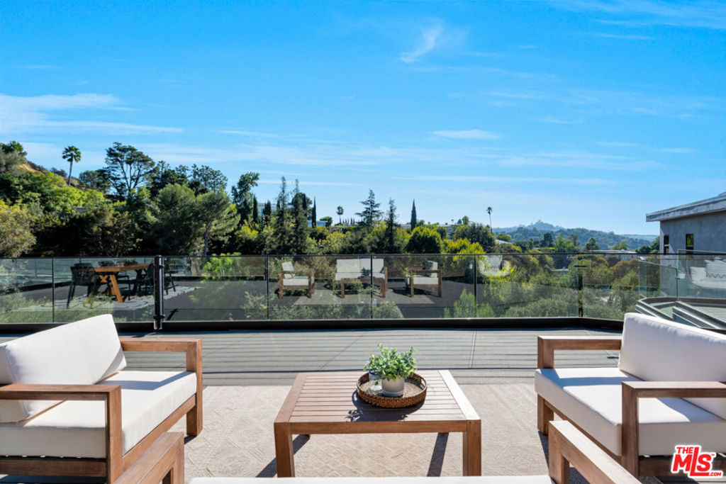 7966 Mulholland Drive - Photo 44