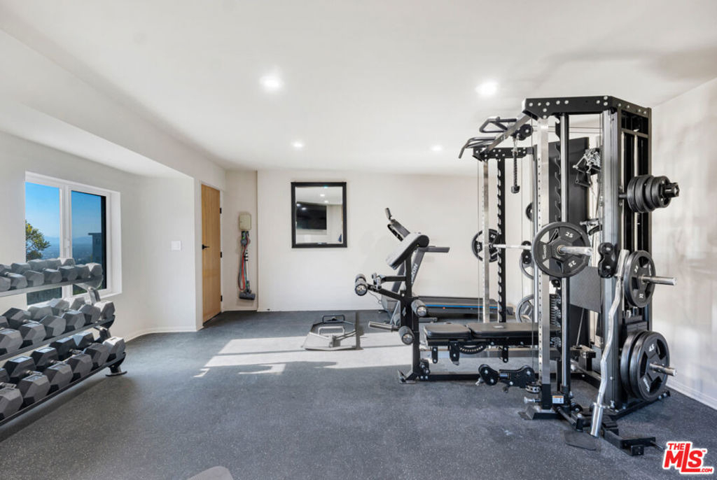 7966 Mulholland Drive - Photo 48