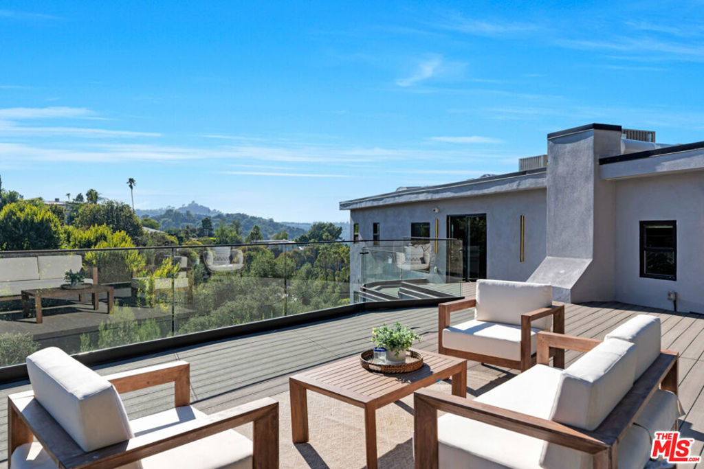 7966 Mulholland Drive - Photo 45