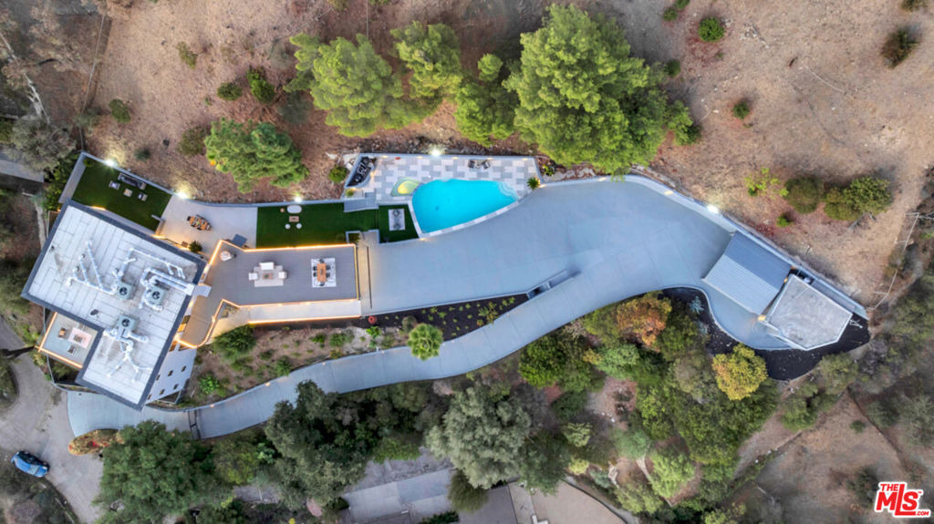 7966 Mulholland Drive - Photo 62