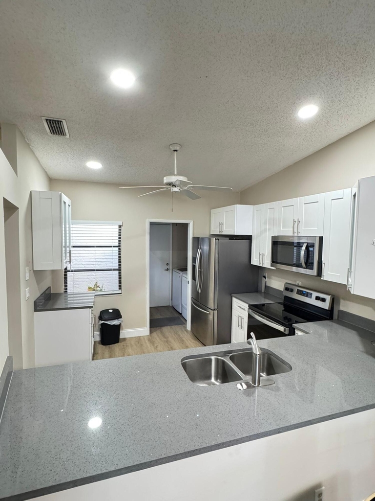 18560 Sunburst Lane - Photo 6