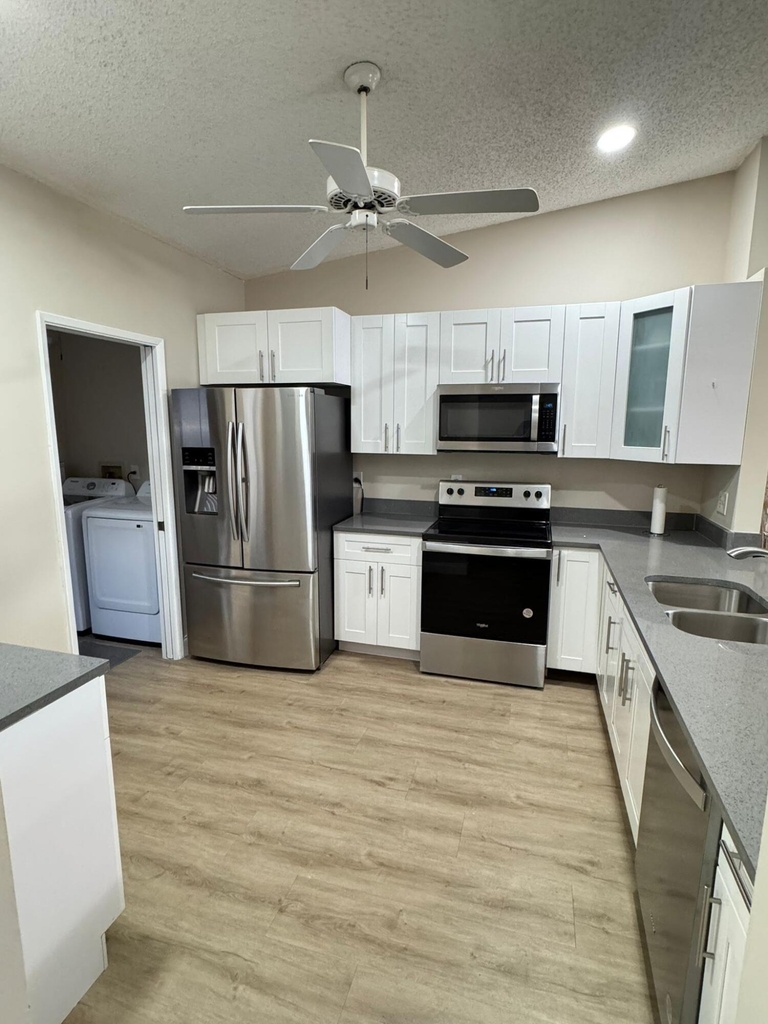 18560 Sunburst Lane - Photo 5