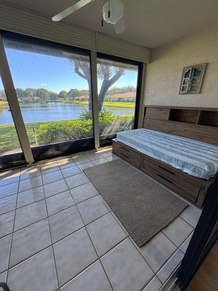 18560 Sunburst Lane - Photo 16