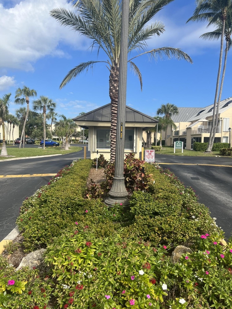 1605 S Us Highway 1 - Photo 37