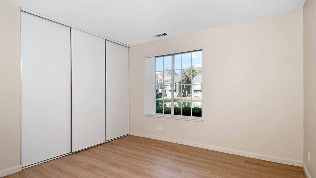 244 Rock Harbor Lane - Photo 26