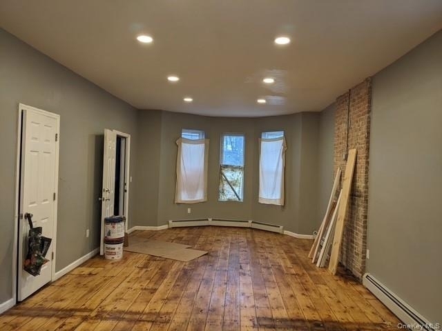 193 South Avenue - Photo 2
