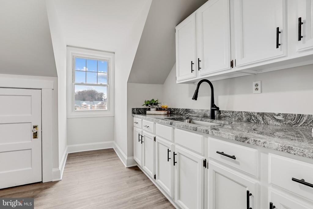 707 N Hickory Avenue - Photo 5